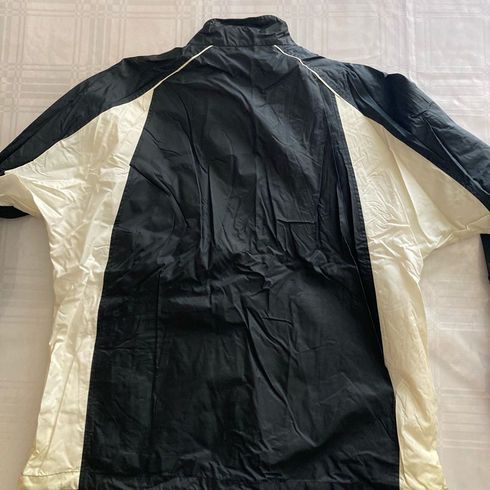 ASICS windbreaker - Picture 4 of 4